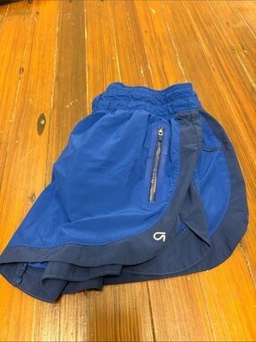 🎀4 for $20 SALE 🎀  Gap Athletic Running Shorts with Zip Pockets
